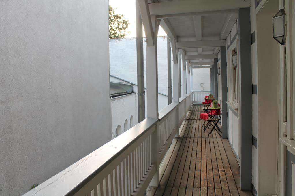 Hotel An Der Stadtmauer Mühlhausen Екстериор снимка