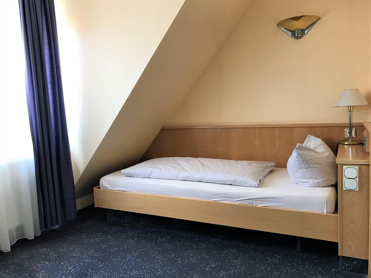 Hotel An Der Stadtmauer Mühlhausen Екстериор снимка