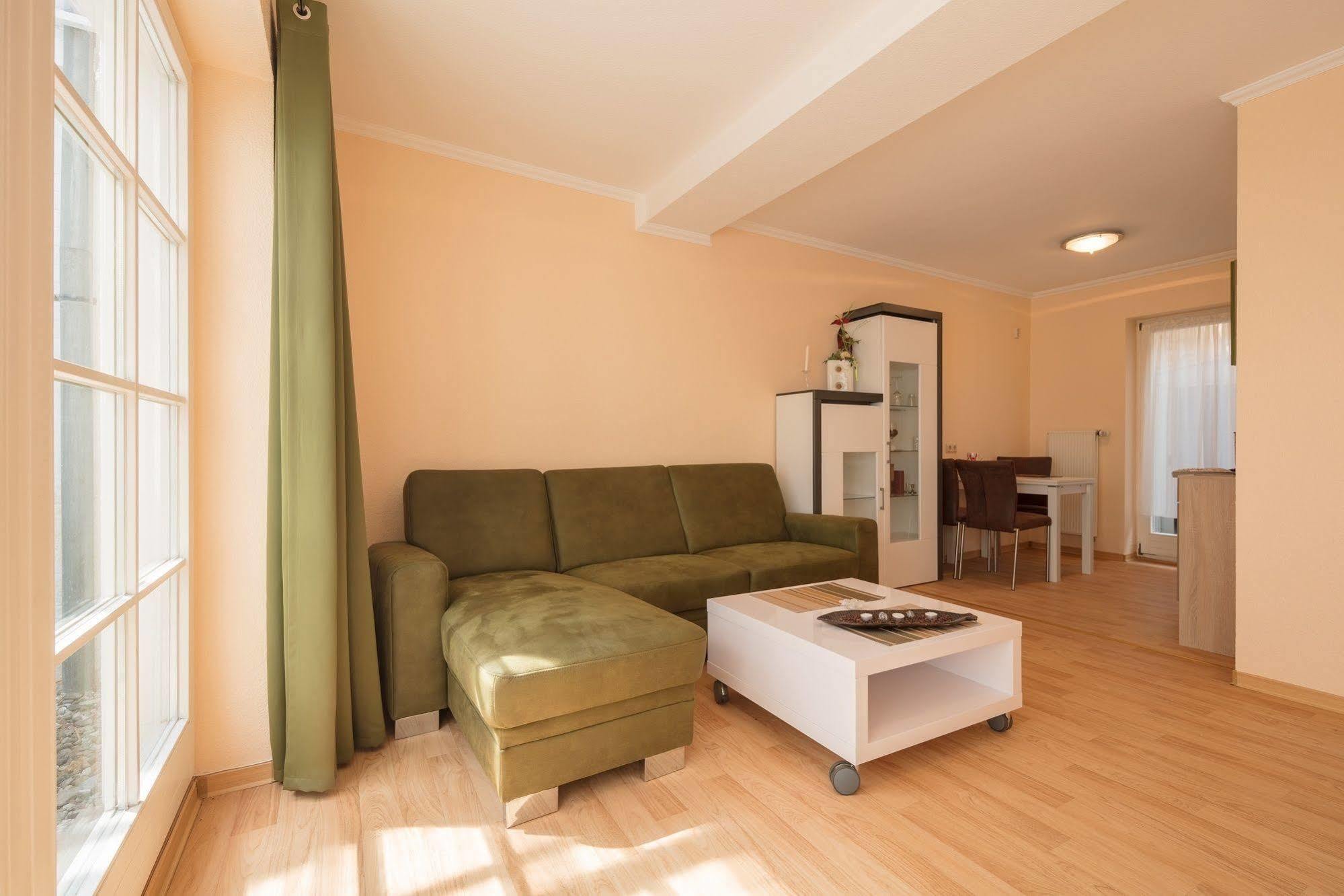 Hotel An Der Stadtmauer Mühlhausen Екстериор снимка